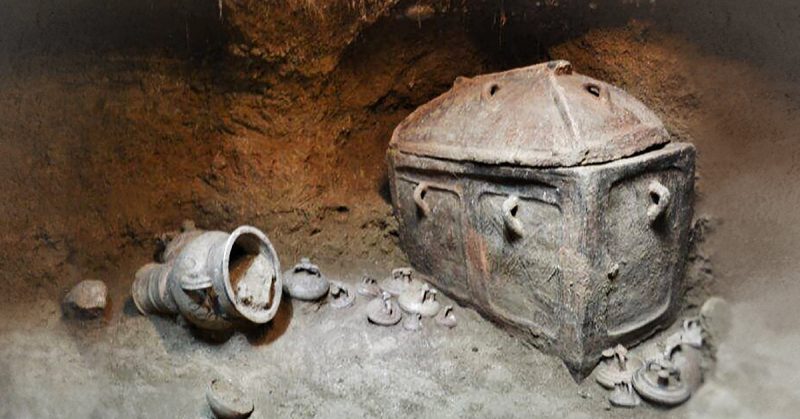 The ornate pottery vessels found inside the tomb were all in good condition.